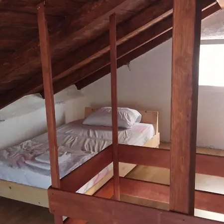 Chalet Isolated, 30m To Sea, Viktoria S