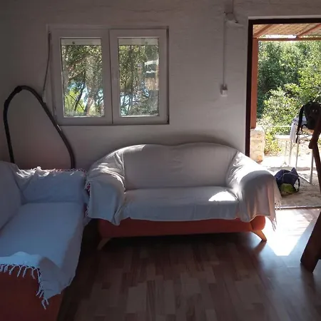 Isolated, 30m To Sea, Viktoria S Chalet Kali
