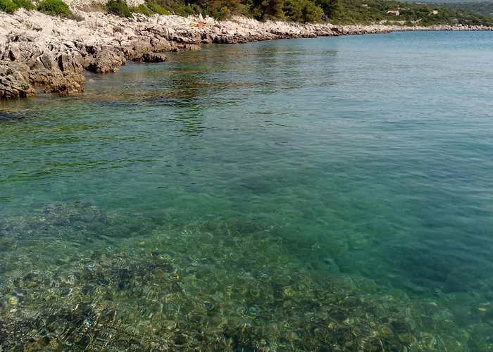 Chalet Isolated, 30m To Sea, Viktoria S