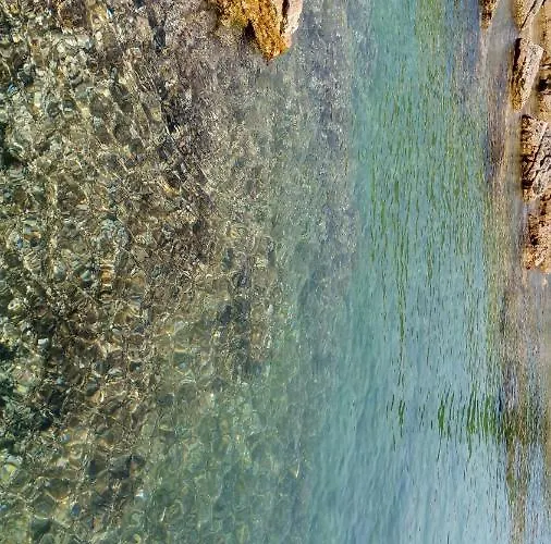Isolated, 30m To Sea, Viktoria S