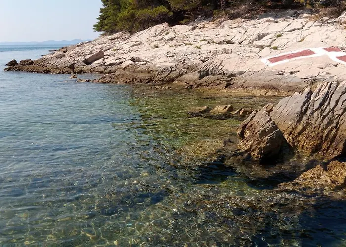 Isolated, 30m To Sea, Viktoria S Chalet Kali