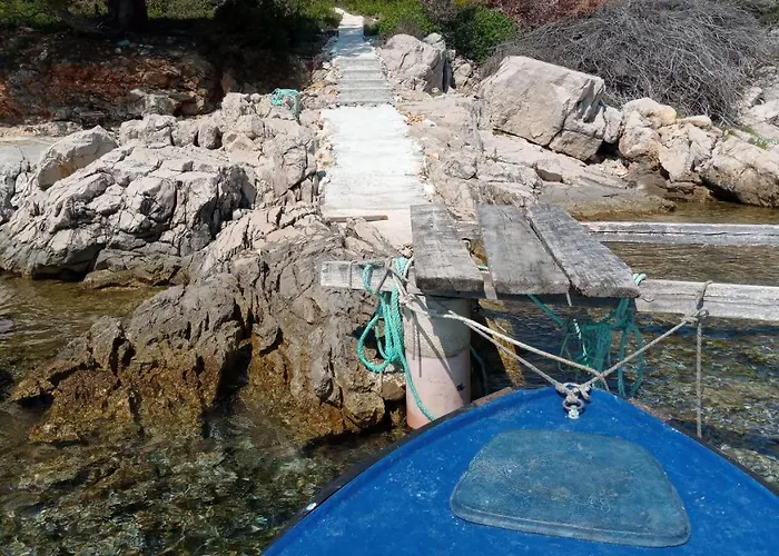 Isolated, 30m To Sea, Viktoria S Chalet Kali